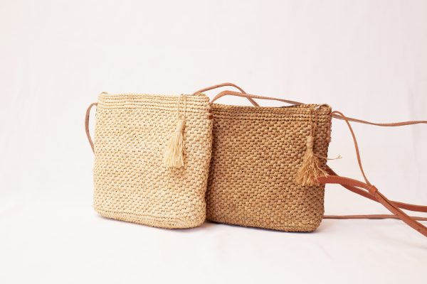 Sac à bandou en Raphia “Lila”