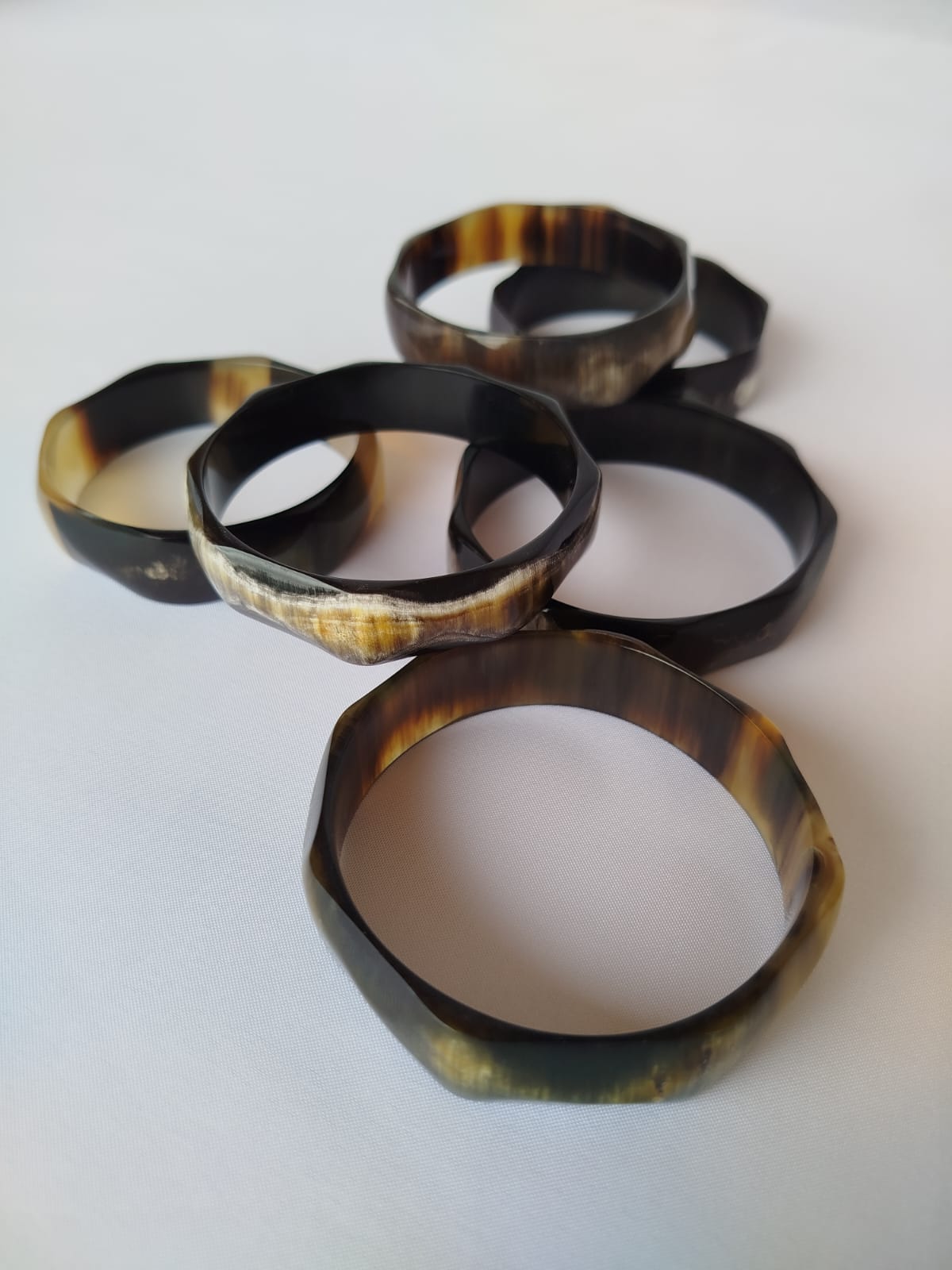 Bracelet en facette en corne de Zébu-Artisanat (2)