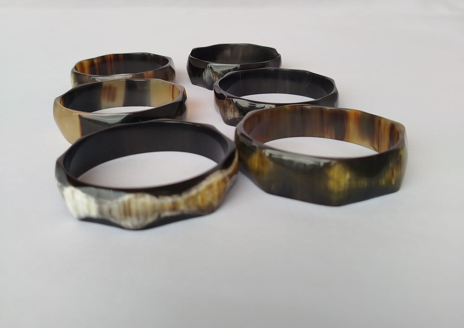 Bracelet facetté en corne de Zébu-Artisanat (4)