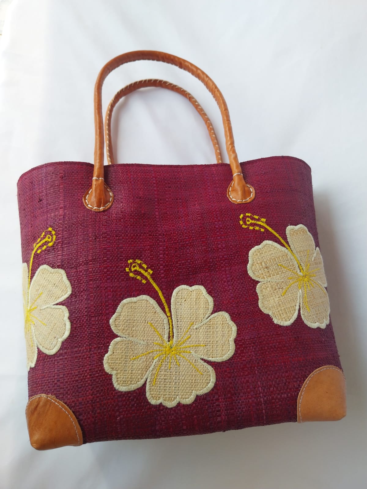 panier rouge bordeau