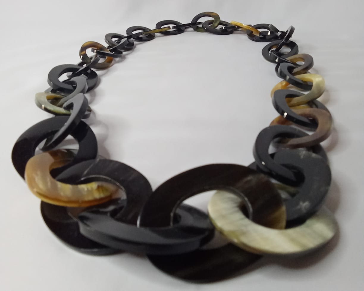 Sautoir anneaux rond en corne de Zébu-Artisanat